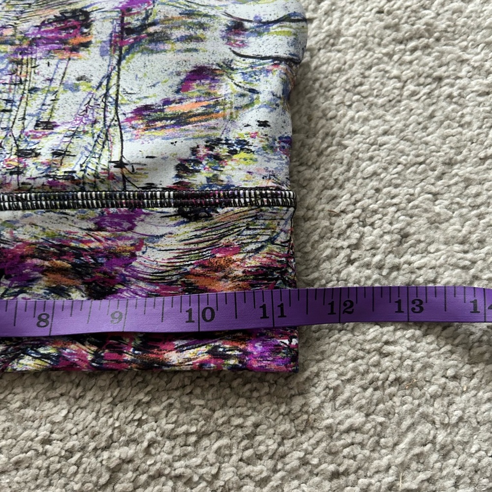 Lululemon Align Energy Sports Bra Abstract Print Strappy Back Women Size 4 - Picture 6 of 6